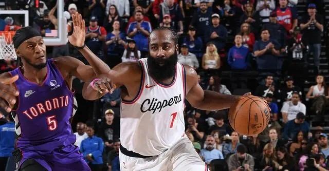 快船险胜猛龙,哈登、鲍威尔联手导演逆转好戏 快船险胜猛龙,哈登、鲍威尔联手导演逆转好戏